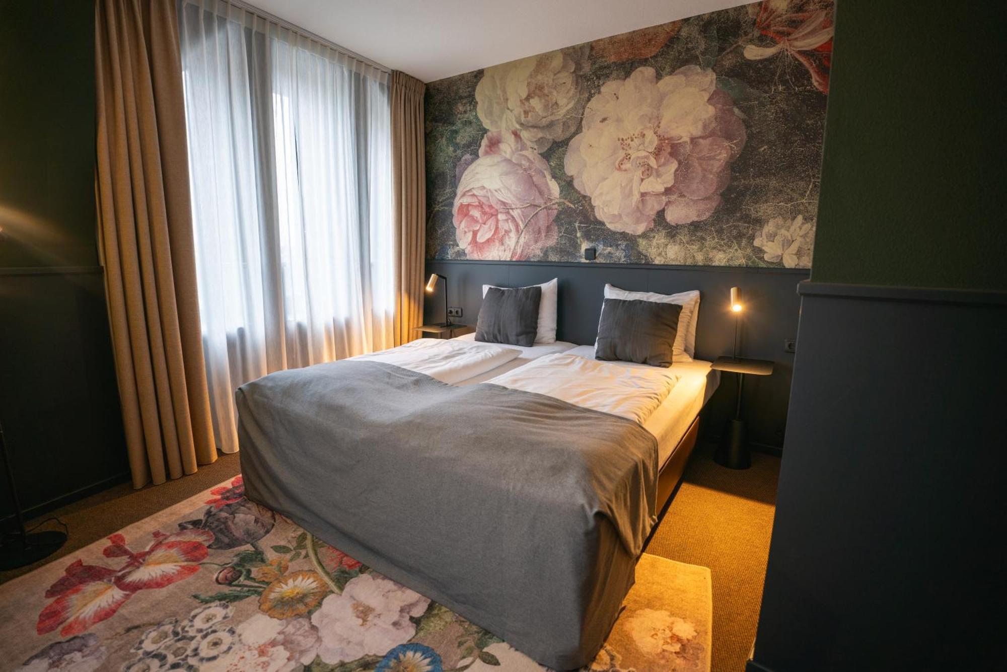 Stadshotel 헤를렌 외부 사진