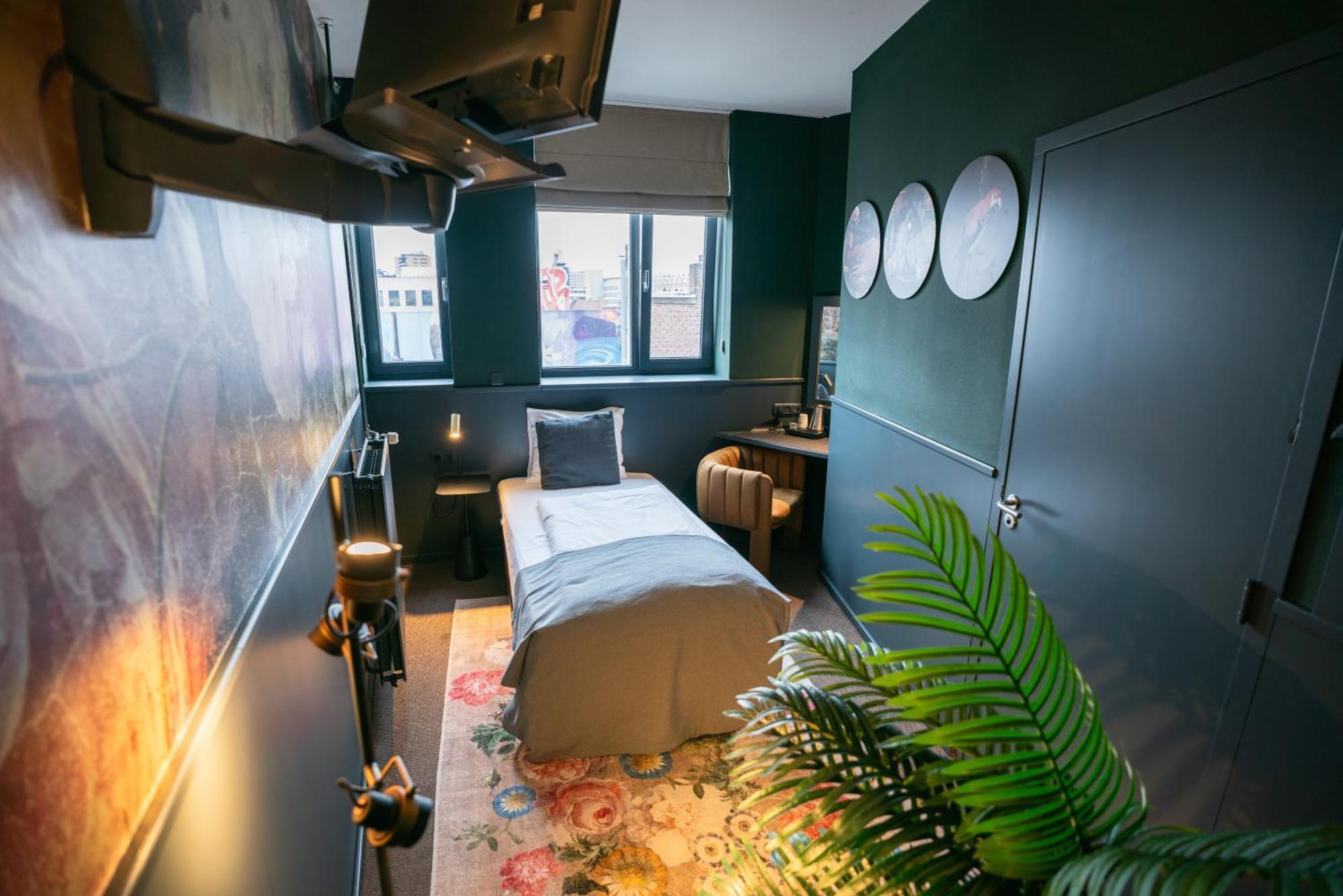 Stadshotel 헤를렌 외부 사진